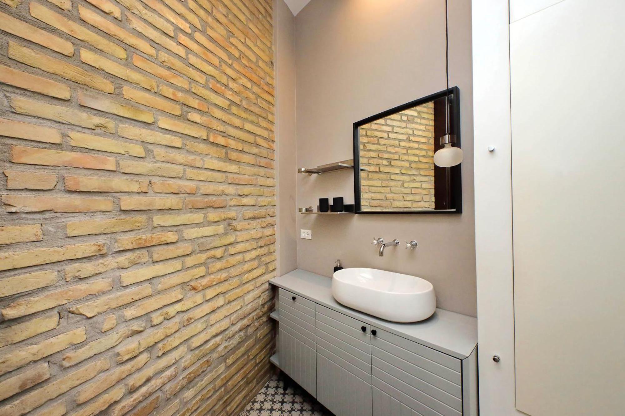 Homely Loft Beltrami 500 Mt From Piramide Apartment *