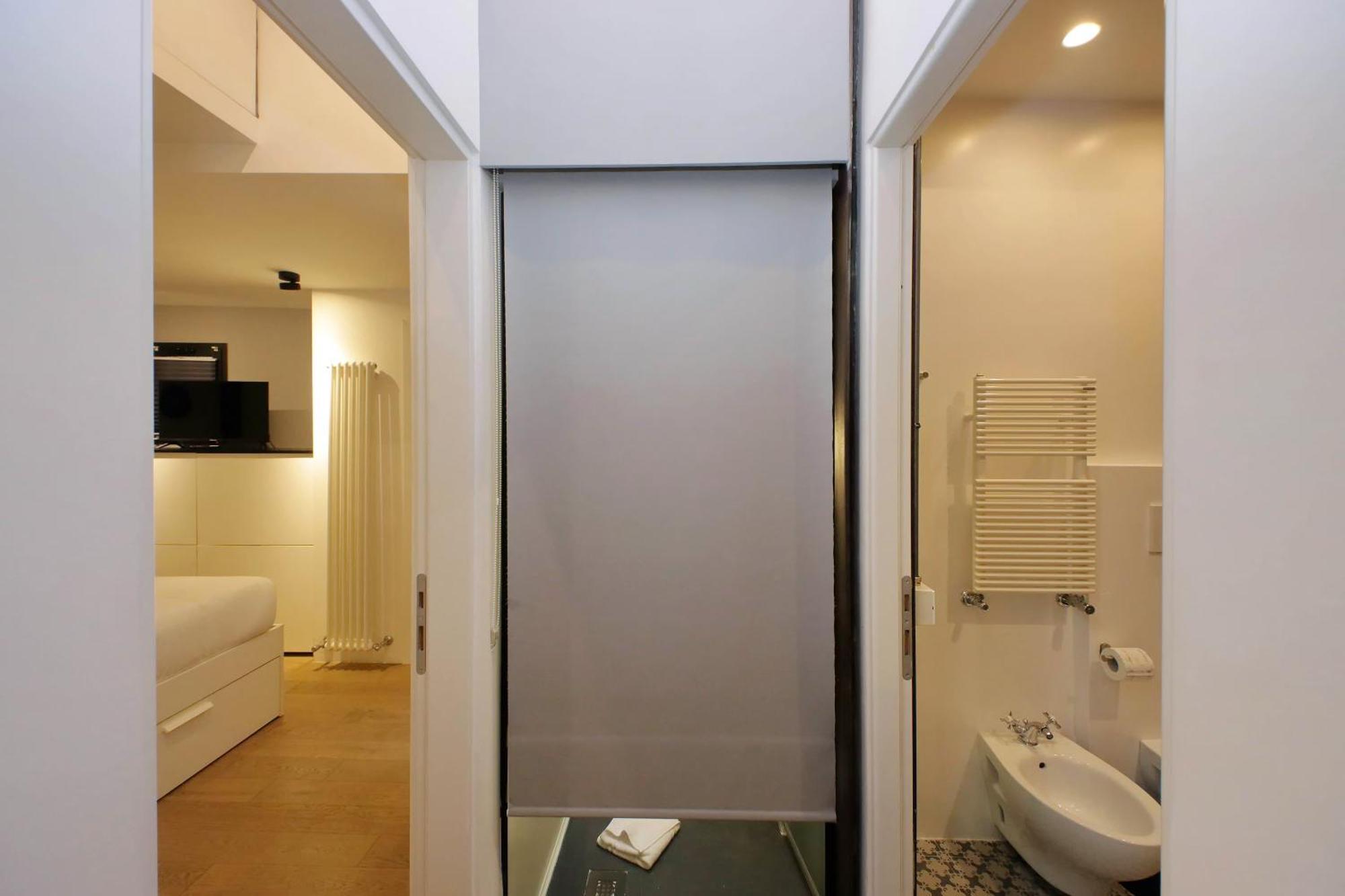 Homely Loft Beltrami 500 Mt From Piramide Apartment Rome