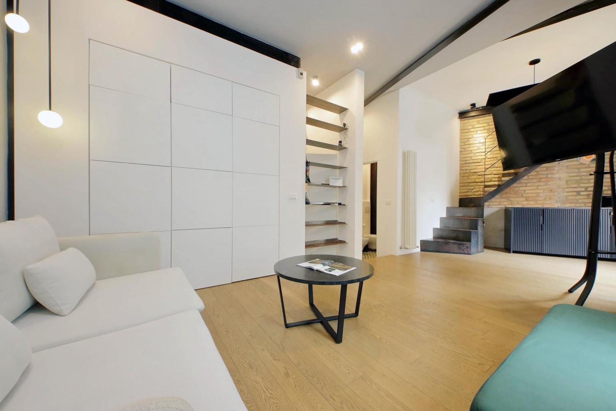 Homely Loft Beltrami 500 Mt From Piramide Apartment *